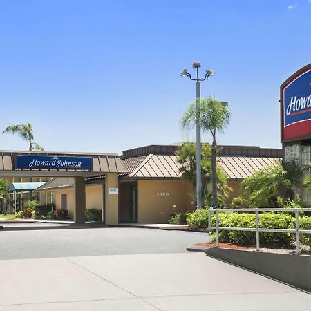 ฮาวเวิร์ด จอห์นสัน บาย วินด์แฮม วินเทอร์เฮเวน ฟลอริดา Motel ภายนอก รูปภาพ